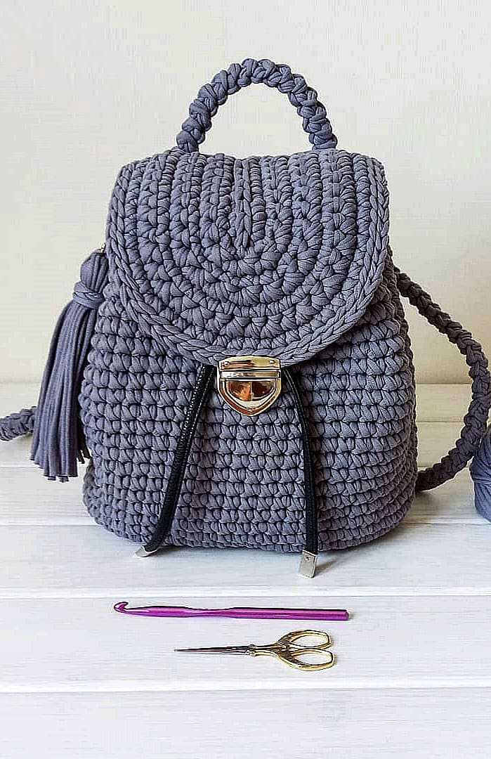 Crochet Shoulder And Handbags ideal For Winter And Summer