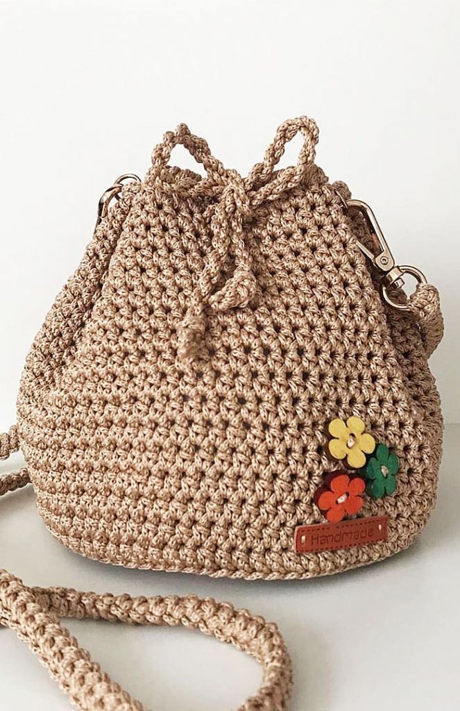 Crochet Shoulder And Handbags ideal For Winter And Summer
